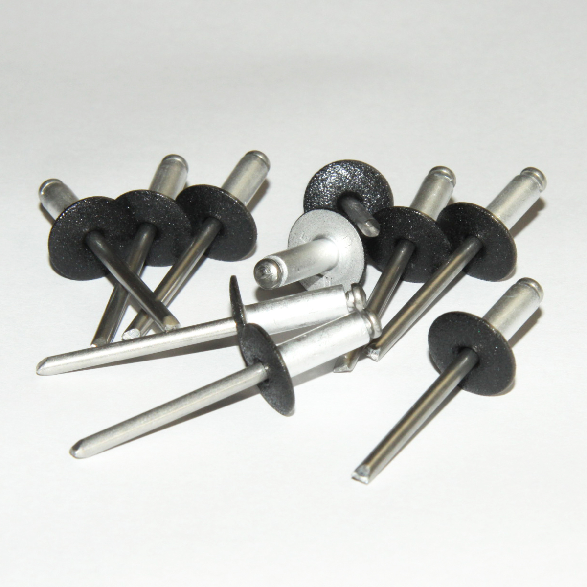 rivet alu/inox Ø5 kop 14mm 363 diepzwart (250st)